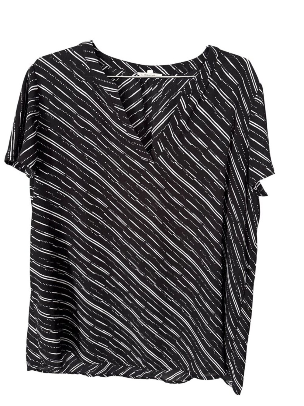Maurices Atwood Blouse XL V Neck Abstract Striped Flutter Sleeve Black White - Picture 2 of 7